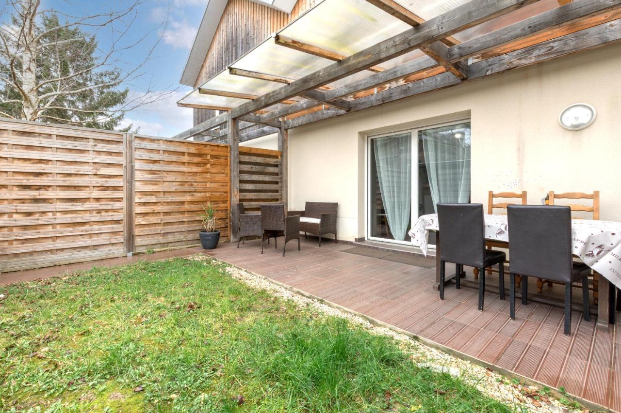 Le Duplex Chessy - 15Min From Disneyland - 2 Private Parkings - Garden - Kingsize & Queensize Bed - Supermarket Behind The House المظهر الخارجي الصورة