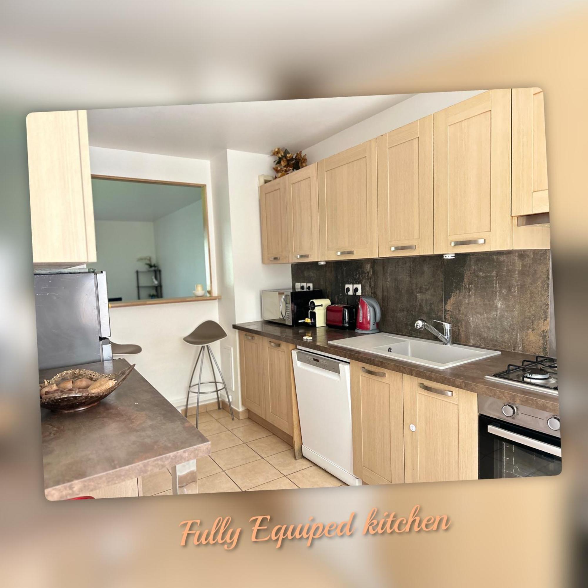 Le Duplex Chessy - 15Min From Disneyland - 2 Private Parkings - Garden - Kingsize & Queensize Bed - Supermarket Behind The House المظهر الخارجي الصورة